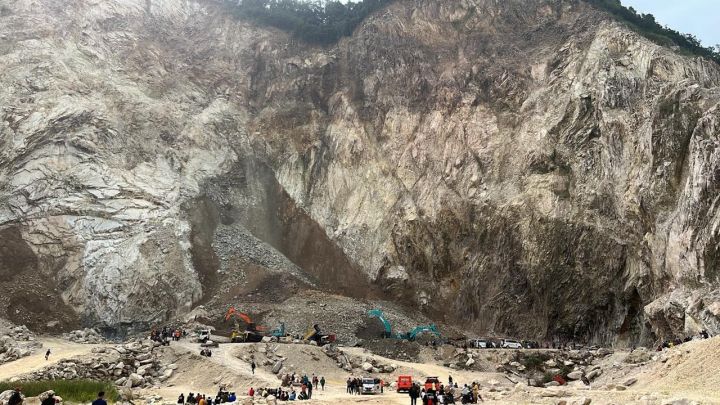 Pemprov Jabar Tutup Tambang Gunung Kuda Cirebon