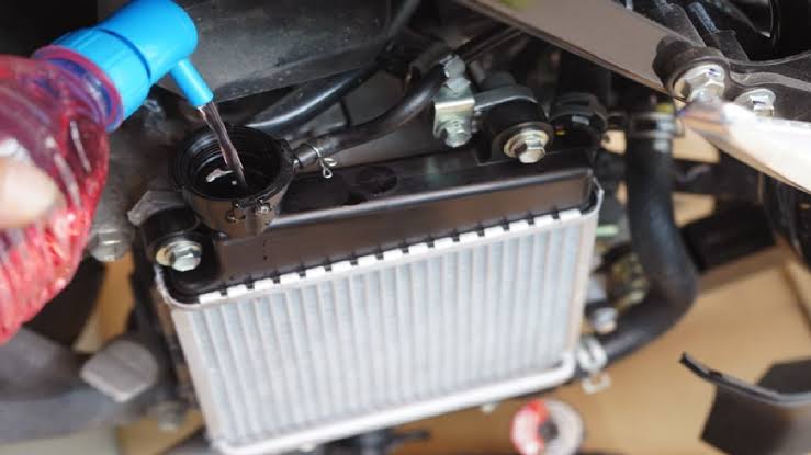 Bersihkan Radiator Secara Rutin Sendiri Dirumah, Mudah Kok!